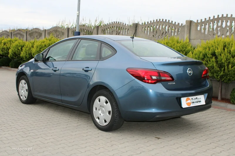 Opel Astra J 42