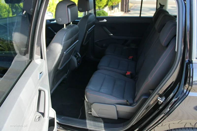 Volkswagen Touran 5T 26