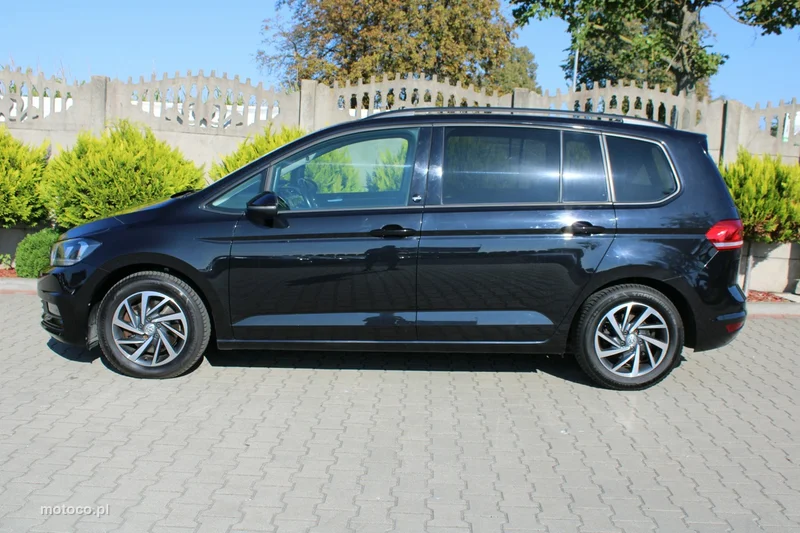 Volkswagen Touran 5T 29