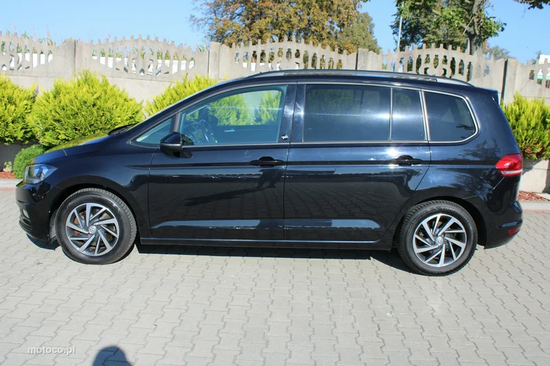 Volkswagen Touran 5T 4
