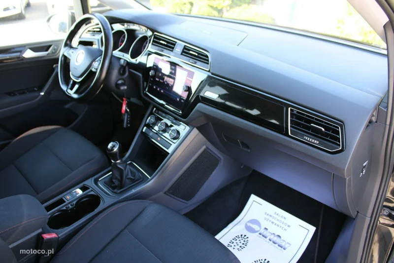 Volkswagen Touran 5T 67