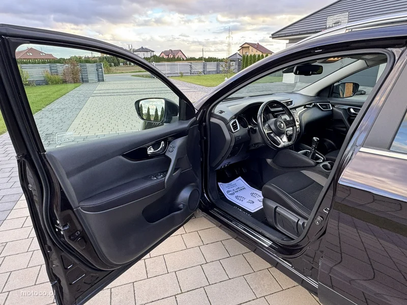 Nissan Qashqai 25