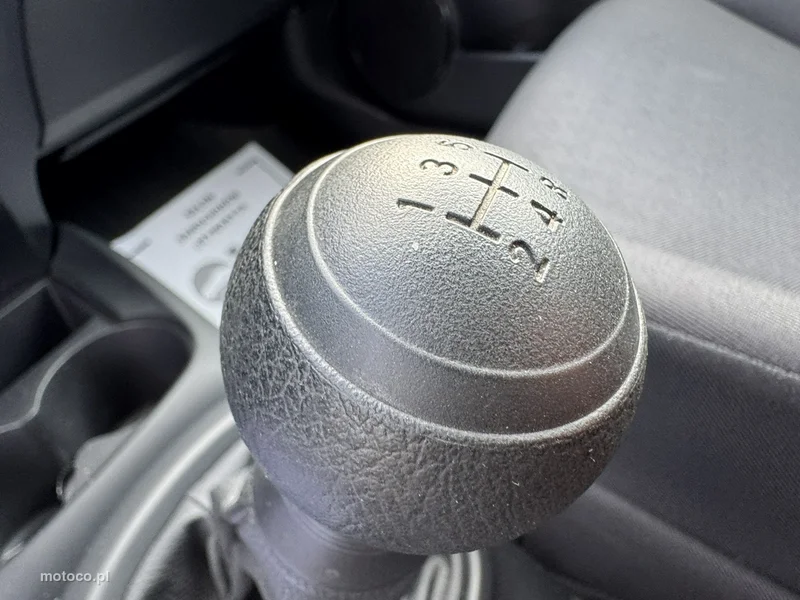 Toyota Yaris XP130 22