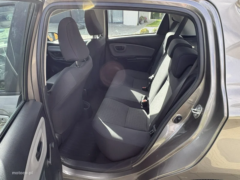 Toyota Yaris XP130 25