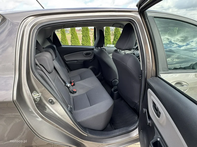 Toyota Yaris XP130 29