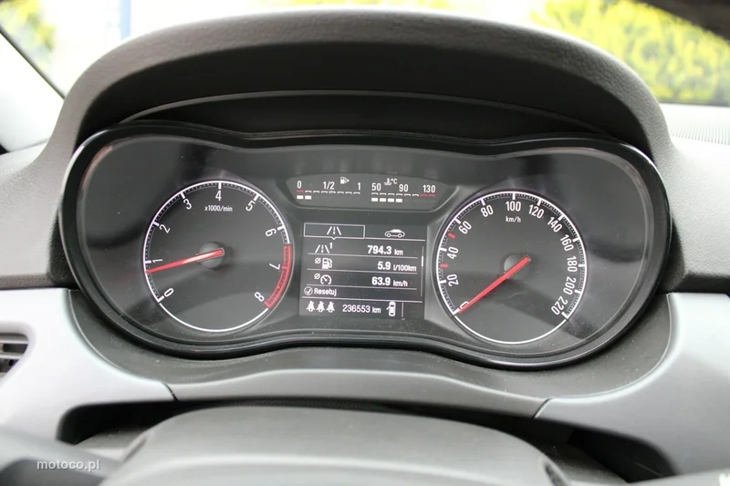 Opel Corsa E 11