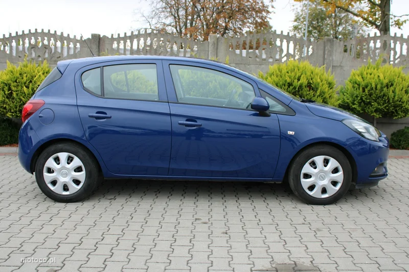 Opel Corsa E 24