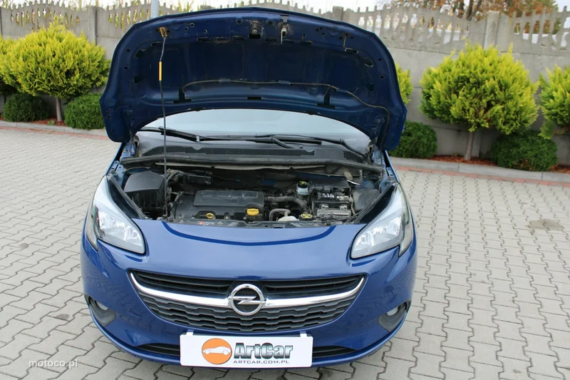 Opel Corsa E 32