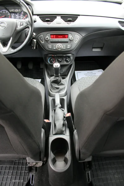 Opel Corsa E 39