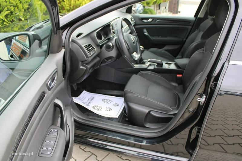 Renault Megane IV 12
