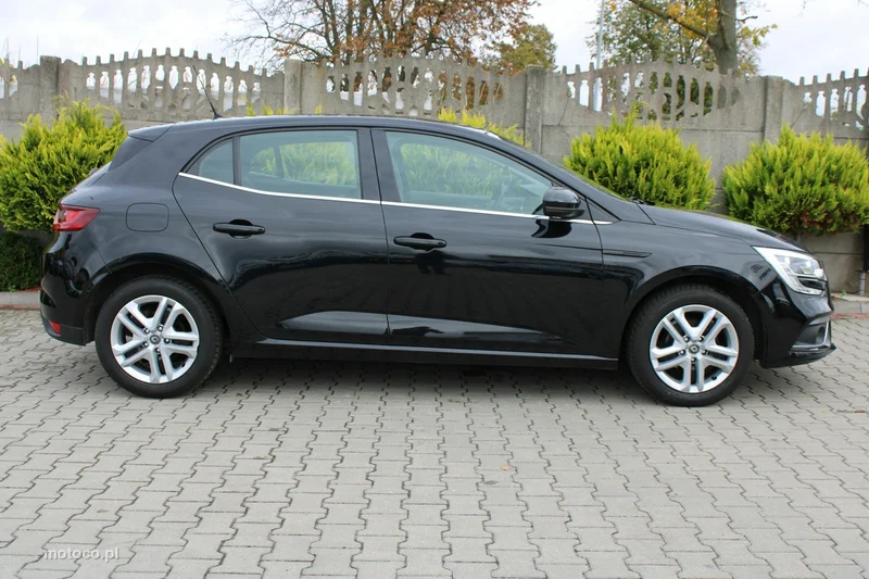 Renault Megane IV 5