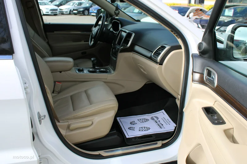 Jeep Grand Cherokee 21