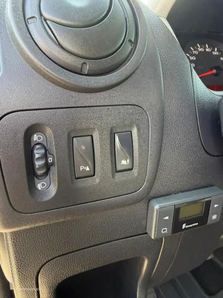 Nissan NV 400 25
