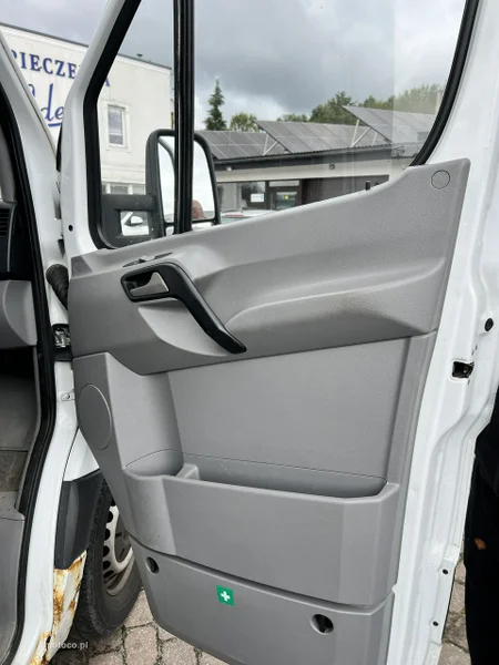 Mercedes-Benz Sprinter 5