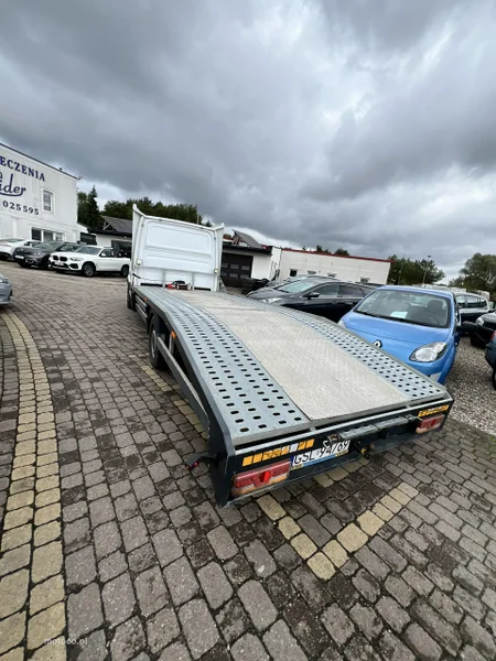 Mercedes-Benz Sprinter 13