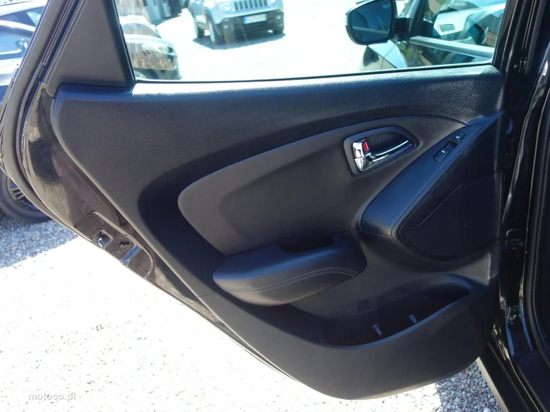 Hyundai ix35 12