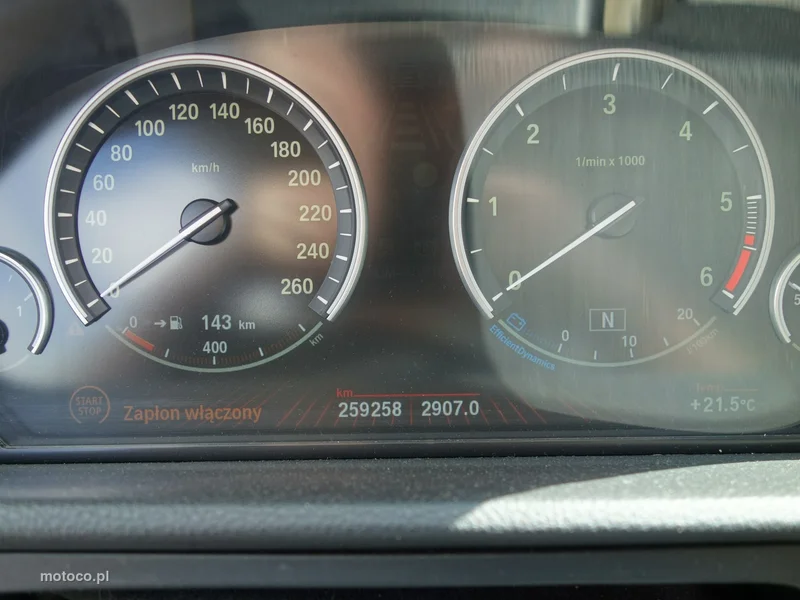 BMW Seria 5 F10 530 21