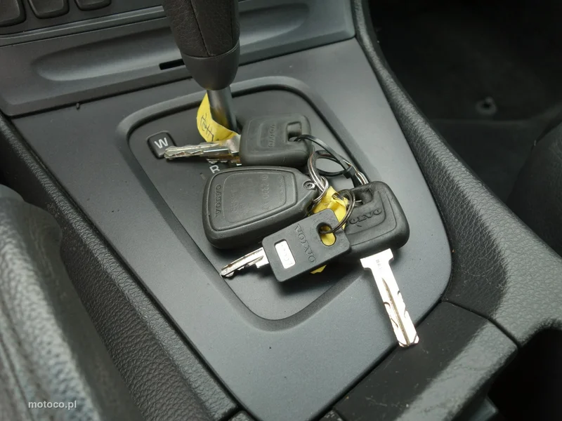 Volvo S60 19