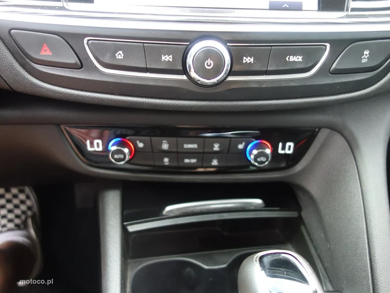 Opel Insignia B 14