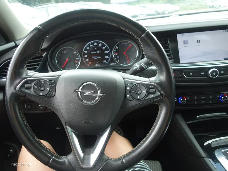 Opel Insignia B 18