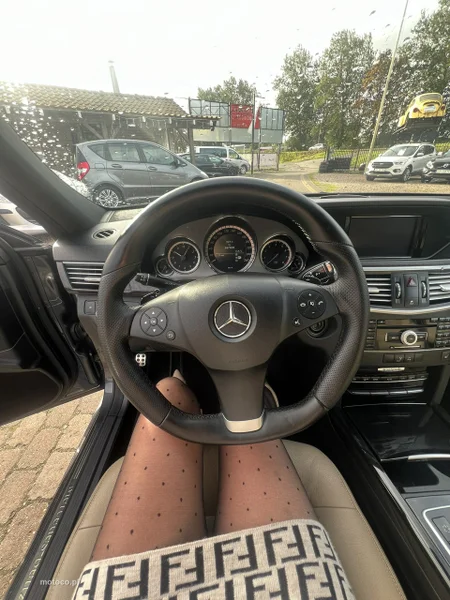Mercedes-Benz Klasa E W212 E 350 19