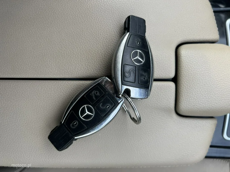 Mercedes-Benz Klasa E W212 E 350 36