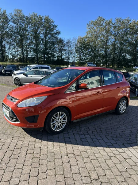 Ford C-Max II 13