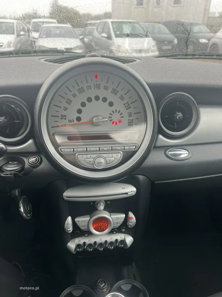MINI Cooper 12