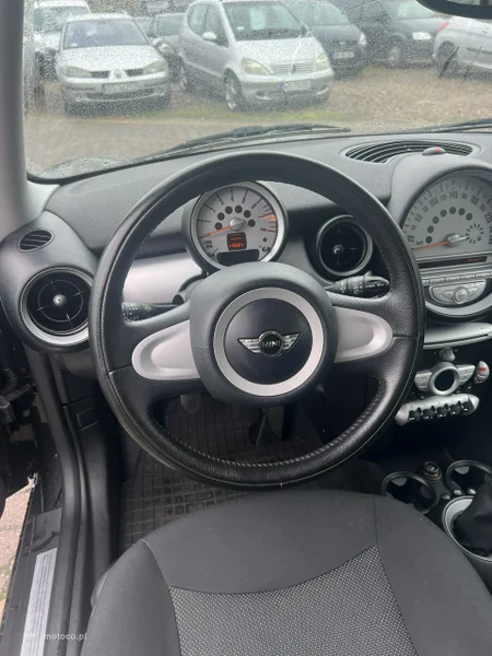 MINI Cooper 9