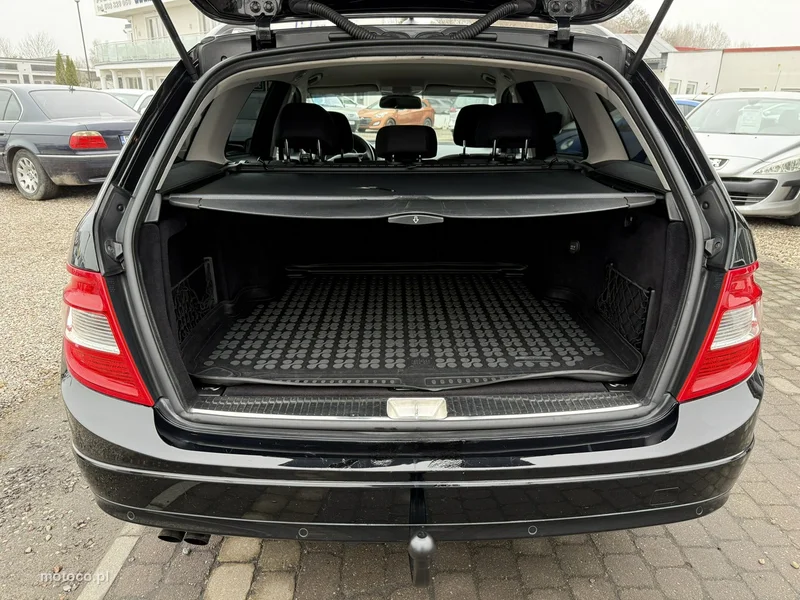 Mercedes-Benz Klasa C W204 C 200 13