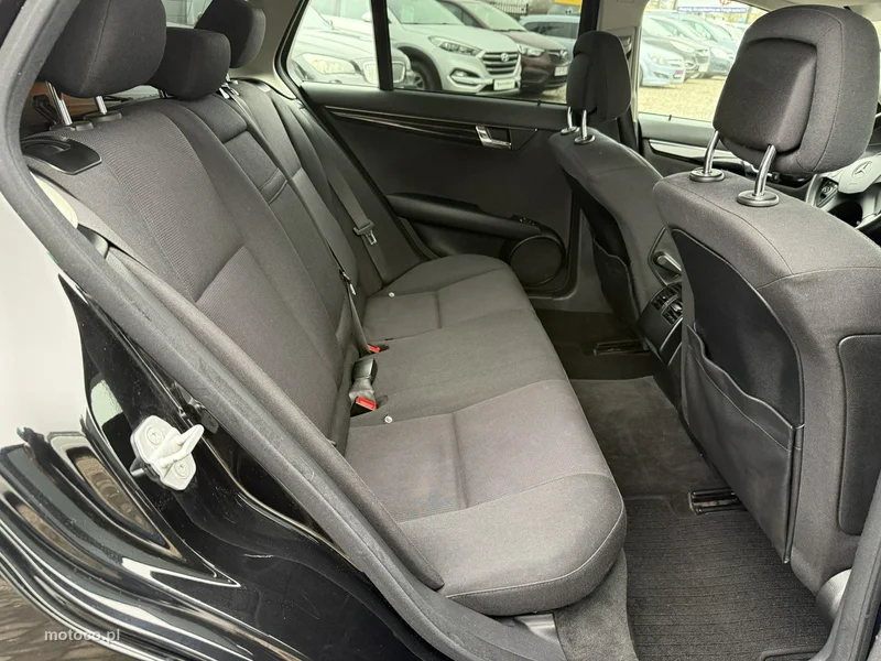 Mercedes-Benz Klasa C W204 C 200 14