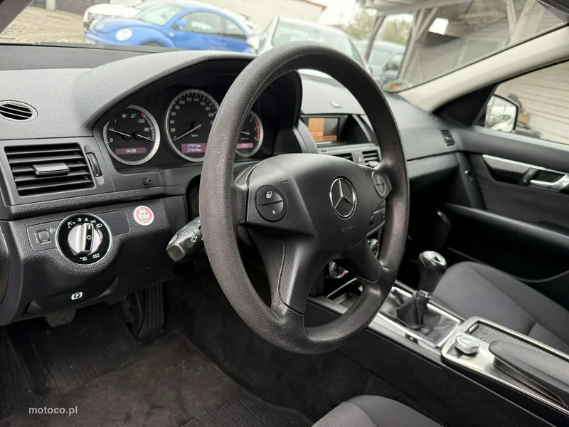 Mercedes-Benz Klasa C W204 C 200 29