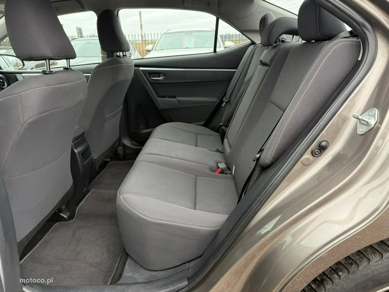 Toyota Corolla E160/E170 11