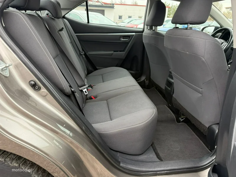 Toyota Corolla E160/E170 13