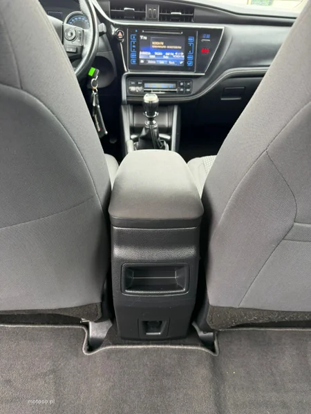 Toyota Corolla E160/E170 17