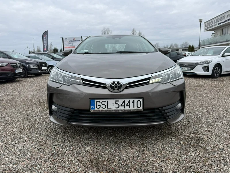 Toyota Corolla E160/E170 3