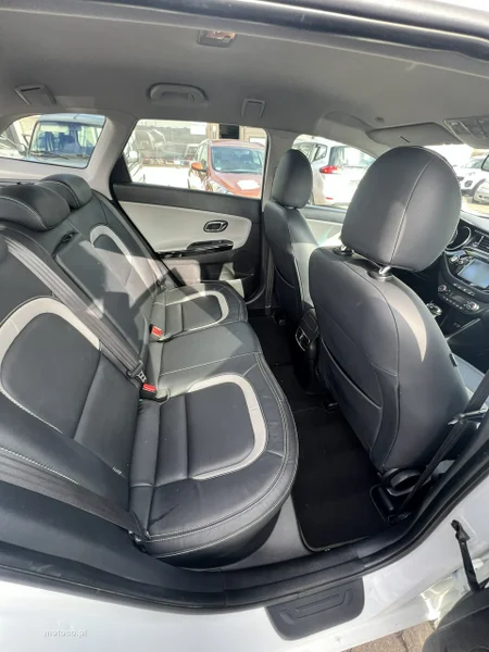 Kia Cee'd 8