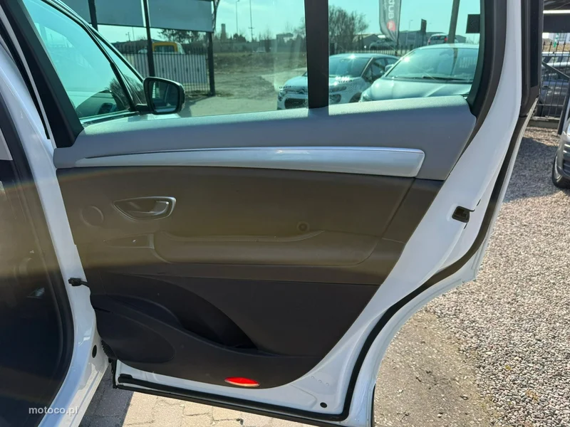 Renault Espace V 11