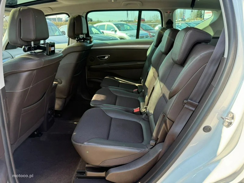 Renault Espace V 17