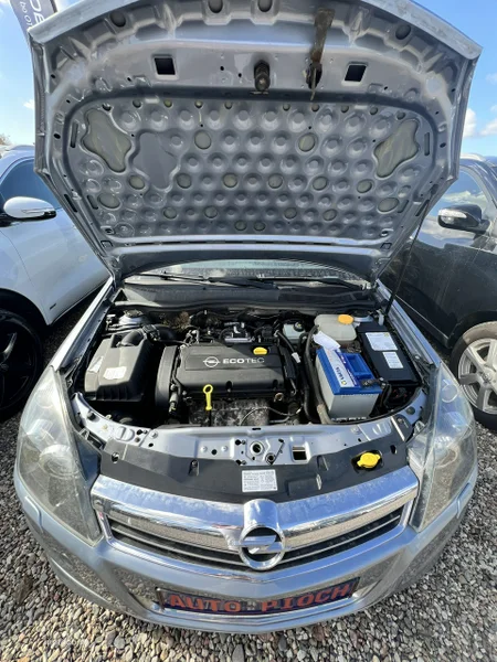 Opel Astra H 20