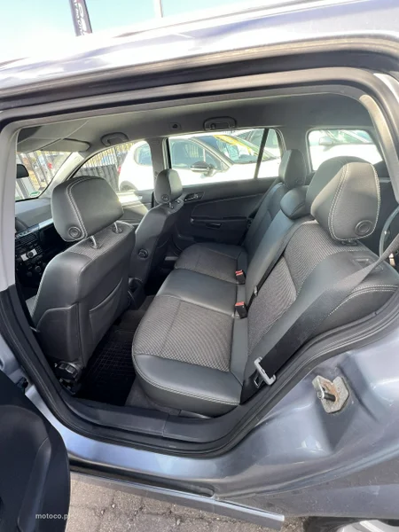Opel Astra H 6