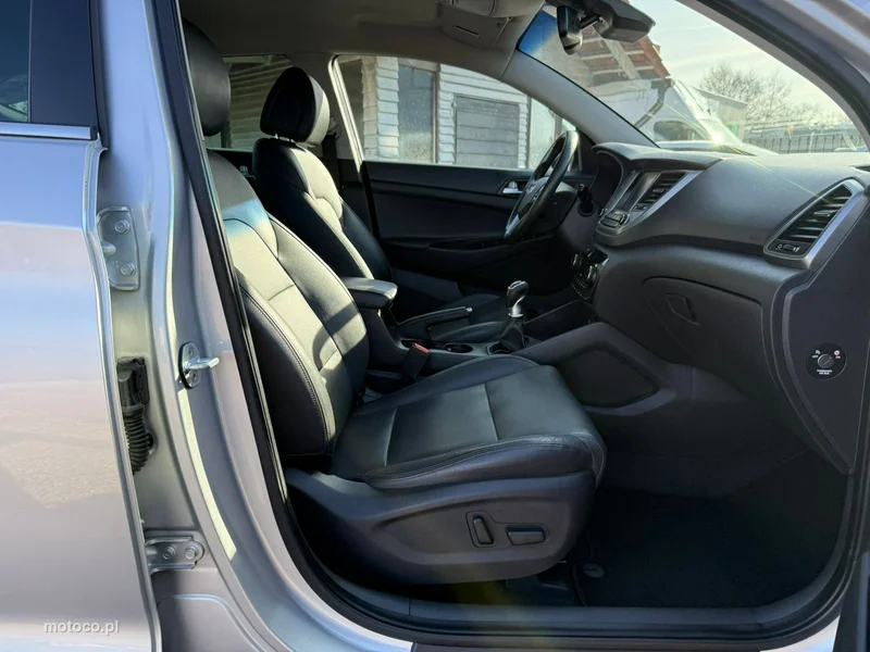 Hyundai TUCSON 17