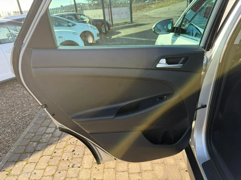 Hyundai TUCSON 8