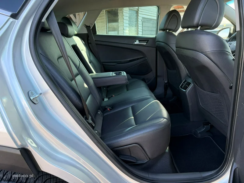 Hyundai TUCSON 10