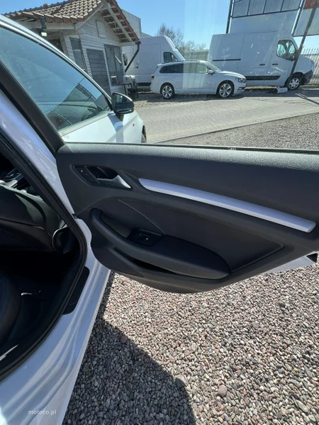 Audi A3 8V 12