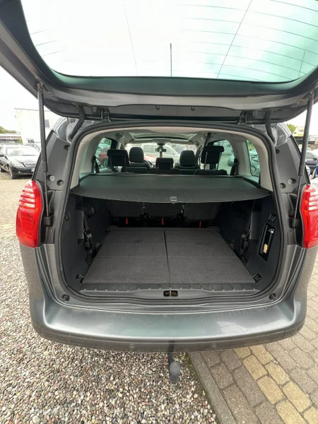 Peugeot 5008 14