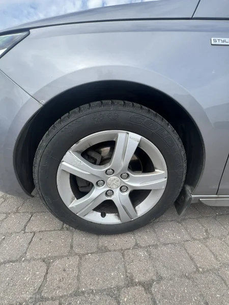 Peugeot 308 9