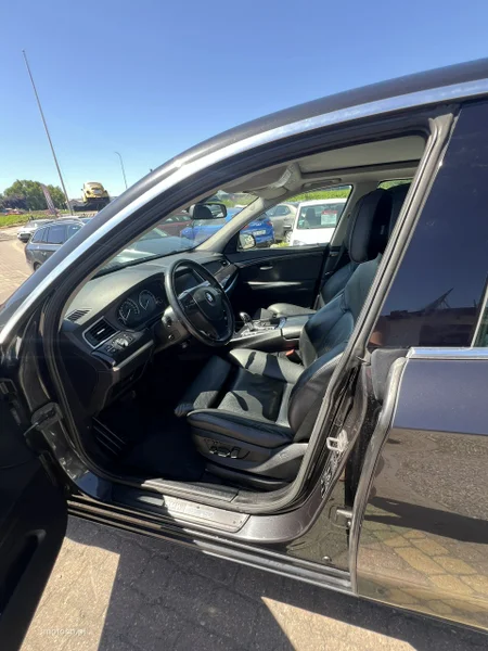 BMW Seria 5 F10 520 15