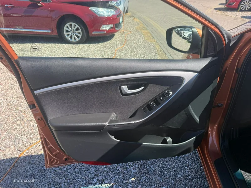Hyundai i30 13
