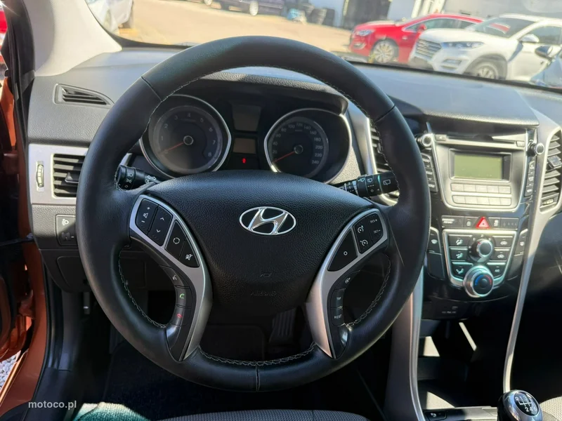 Hyundai i30 18